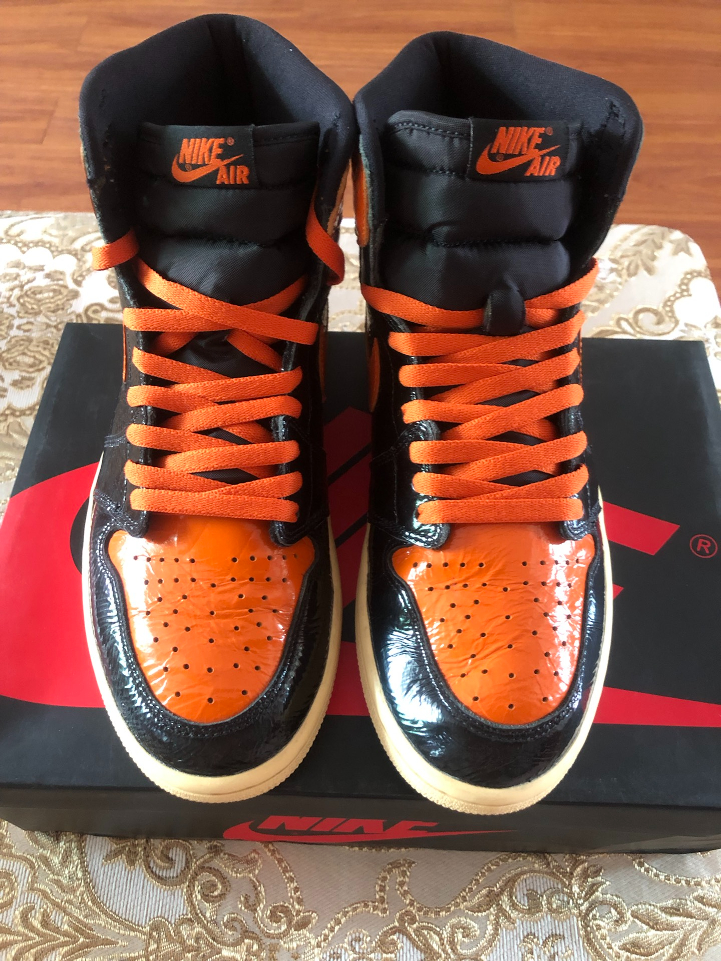 XP Air Jordan 1 Retro High OG “Shattered Backboard 3.0”  review 1