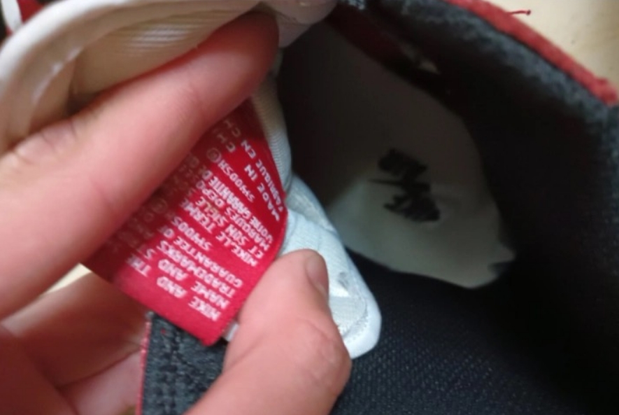 XP Air Jordan 1 High OG “Chicago” review Jake 01