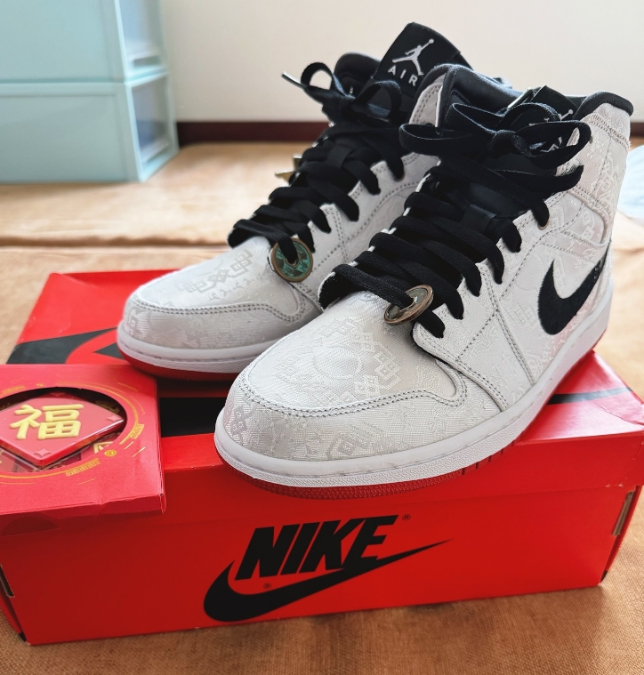 XP Edison Chen x Air Jordan 1 Mid SE “Fearless” review Ella 01
