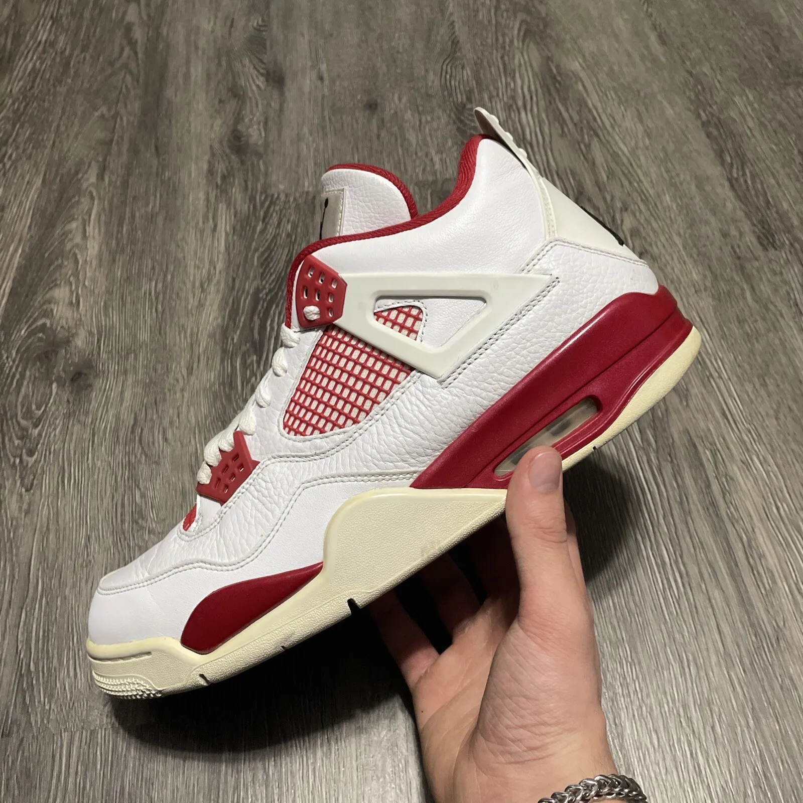 Q4 Batch Air Jordan 4 Retro Alternate 89 review Tara P.
