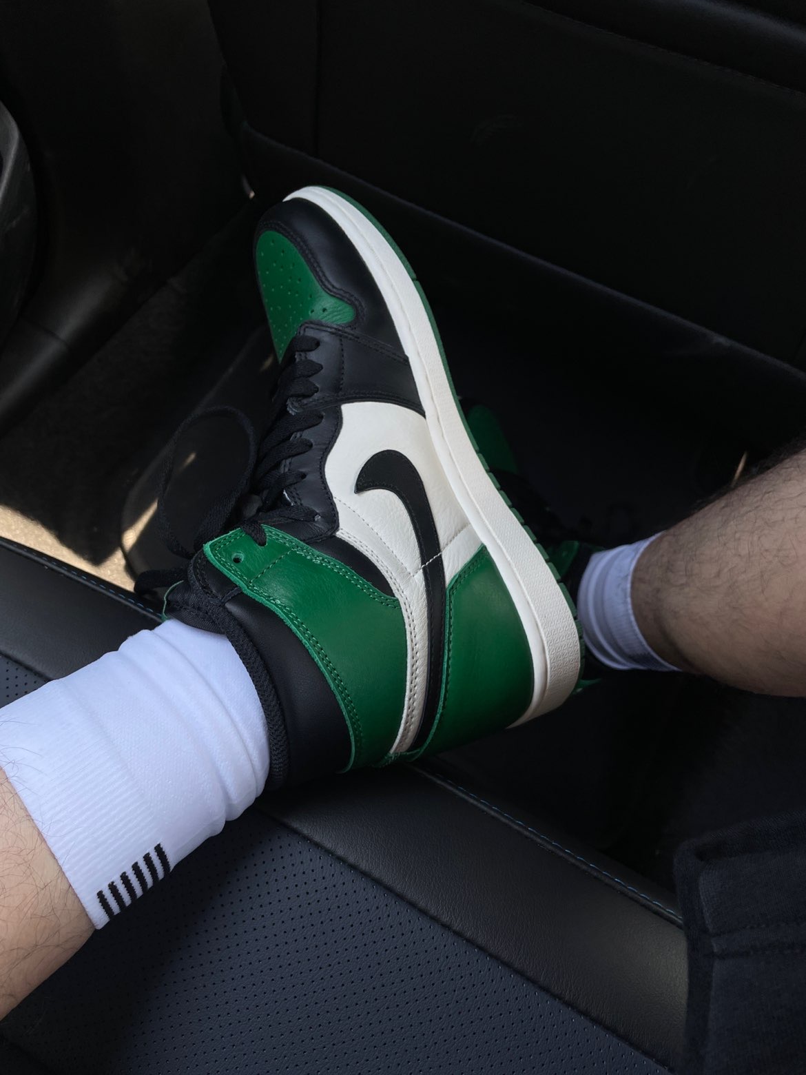 XP Air Jordan 1 High OG “Pine Green” review Casey 02