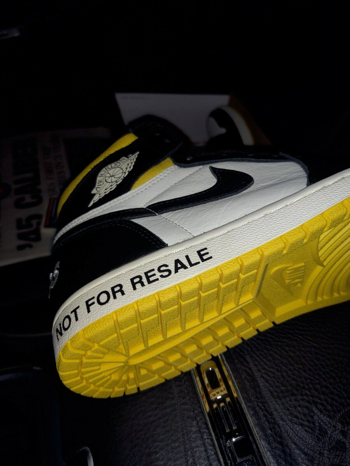 XP Air Jordan 1 NRG OG High “NOT FOR RESALE”Varsity Maize  review Yara 01