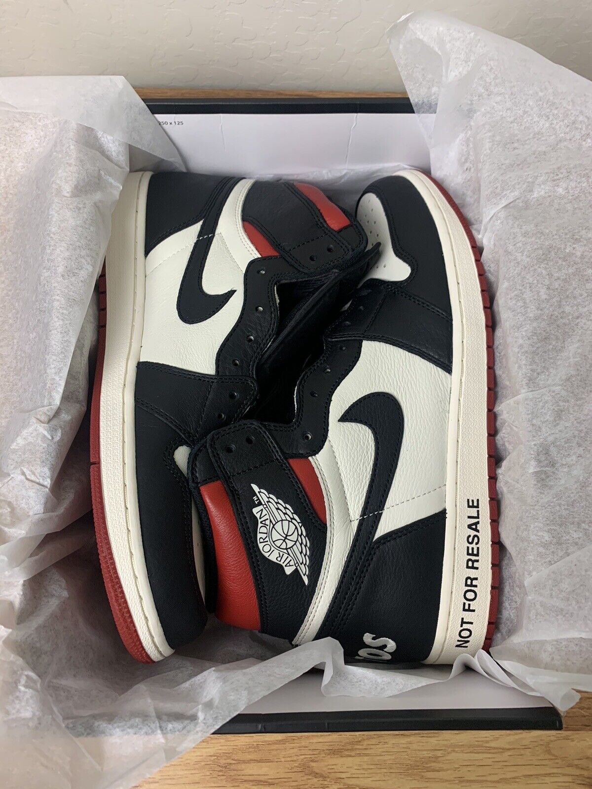 XP Air Jordan 1 NRG OG High “NOT FOR RESALE”Varsity Red  review Yara 02