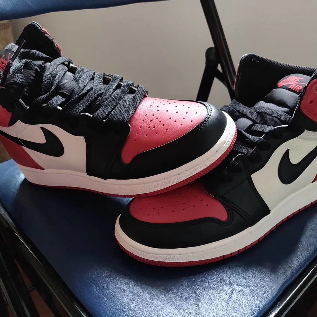 XP Air Jordan 1 High OG “Bred Toe review Dana 03