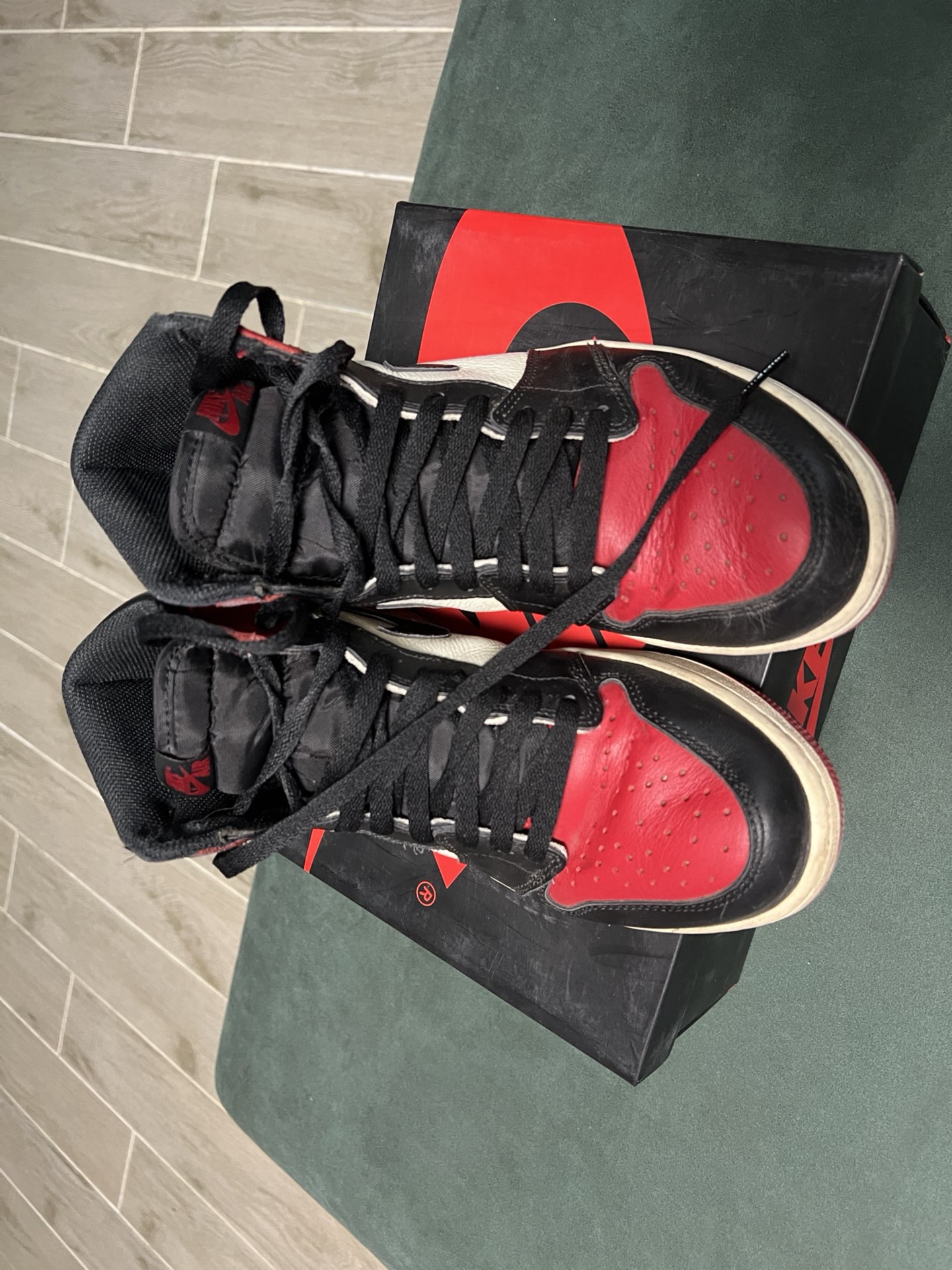 XP Air Jordan 1 High OG “Bred Toe review Max 01