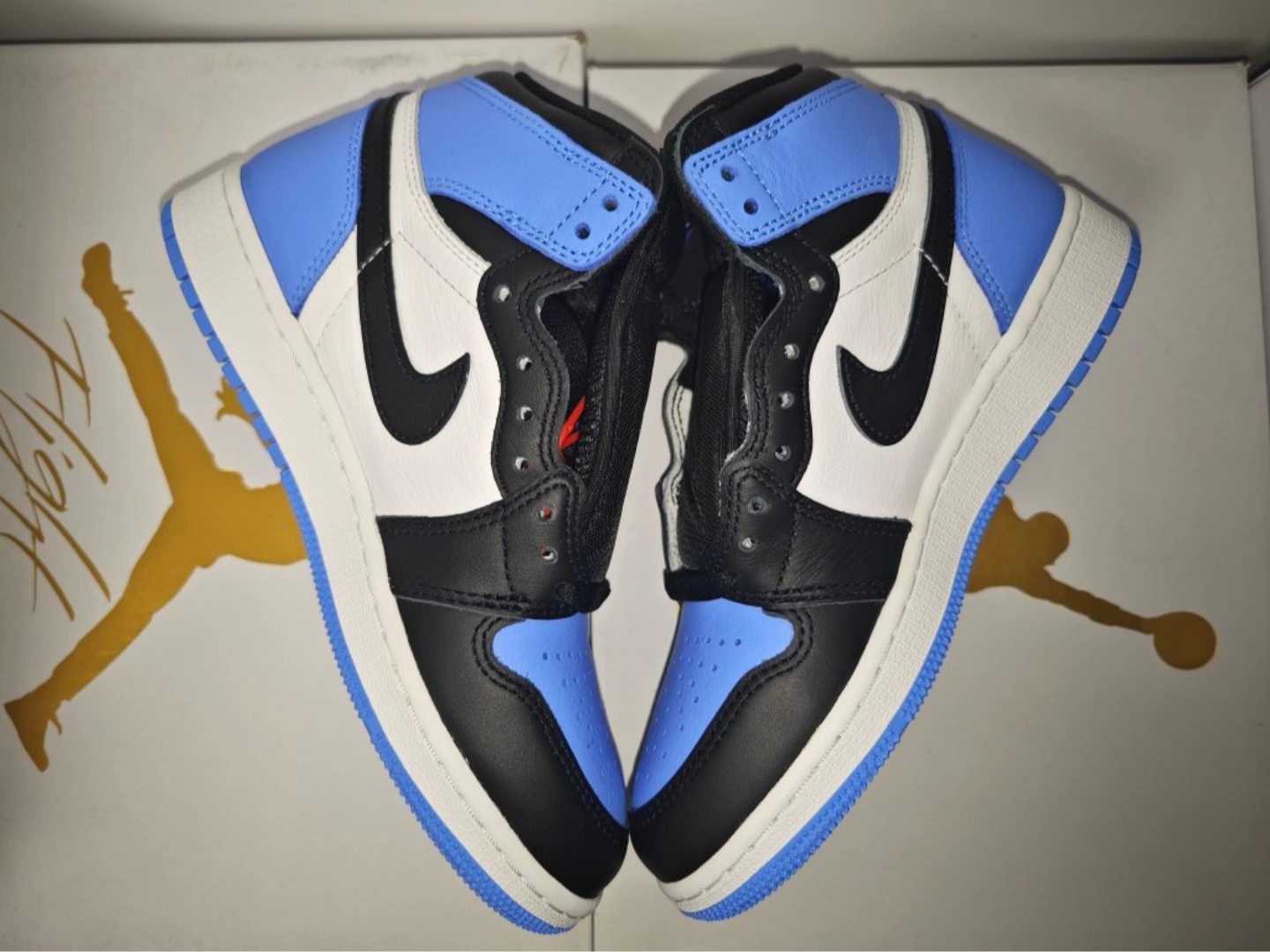 XP  Air Jordan 1 High OG “UNC Toe” review Rita 02