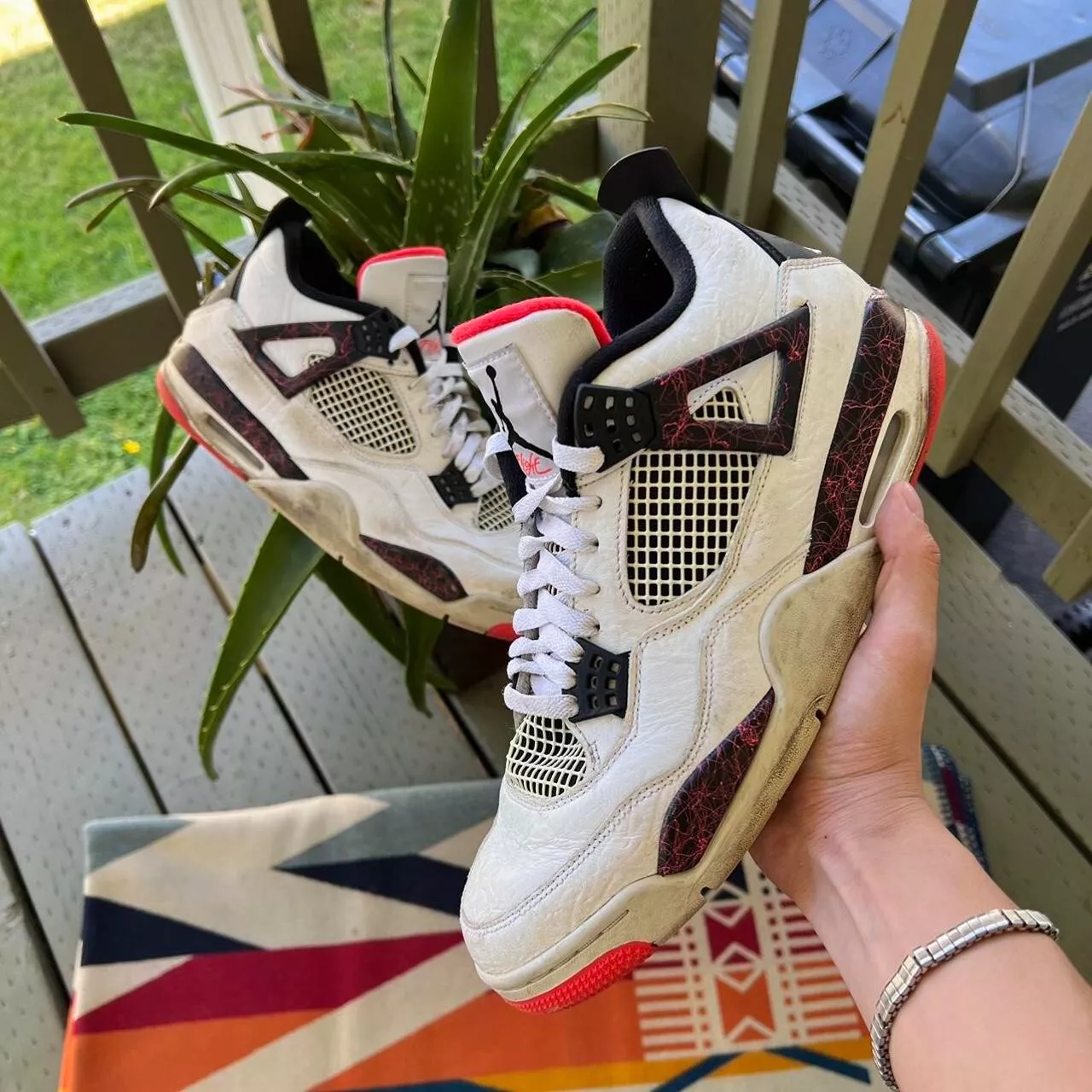 Q4 Batch  Air Jordan 4 Retro “Pale Citron” review Johnazmery