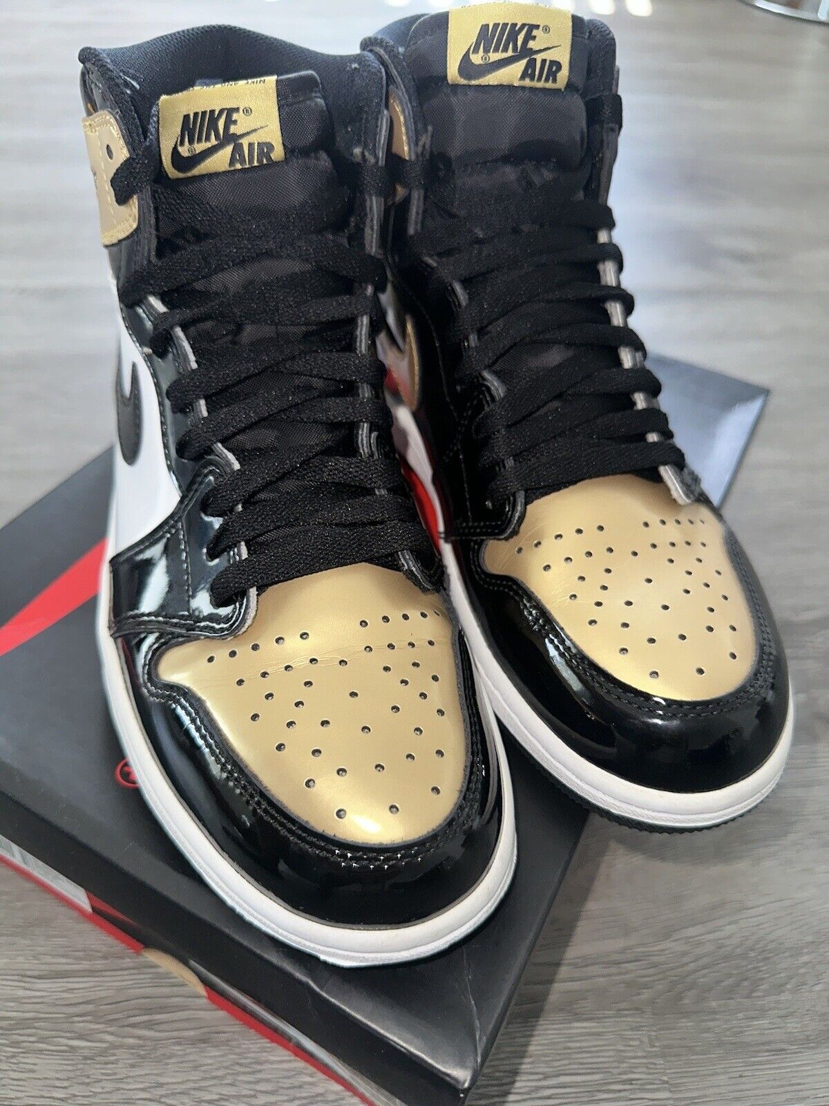  XP Air Jordan 1 Retro High OG “Gold Toe”  review Max 02
