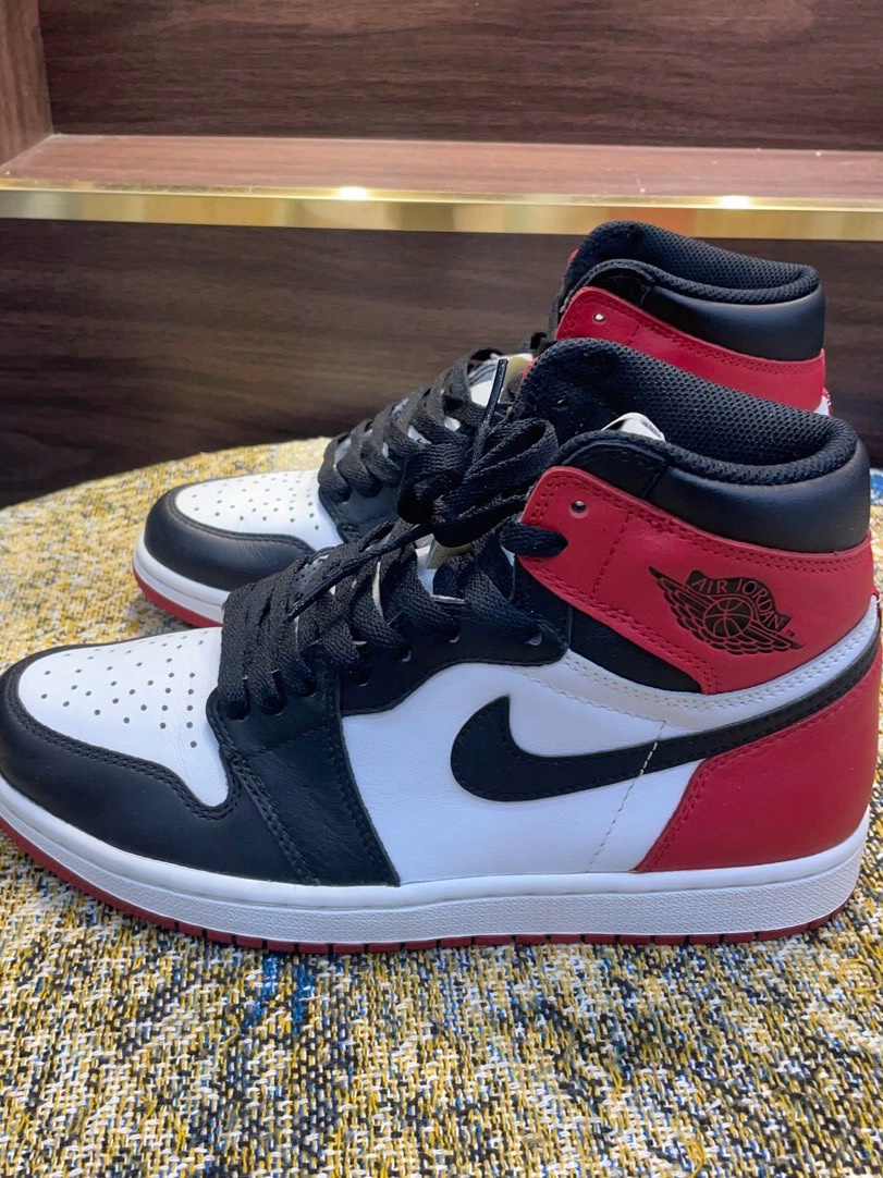 XP Air Jordan 1 High OG “Black Toe” review Alex 01