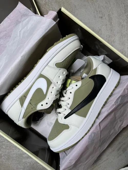 🔥Travis Scott x Air Jordan 1 Low Golf “Olive” review 