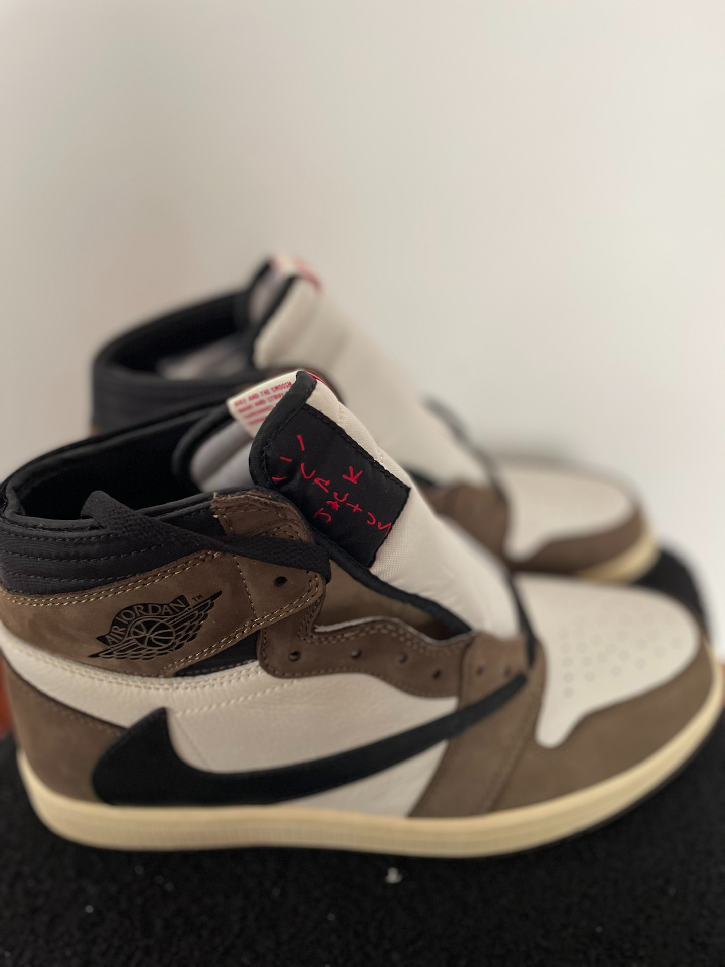 XP Travis Scott x Air Jordan 1 High OG TS SP  review Casey 03