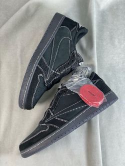  XP   Travis Scott x Air Jordan 1 Low OG SP Black Phantom review Ella