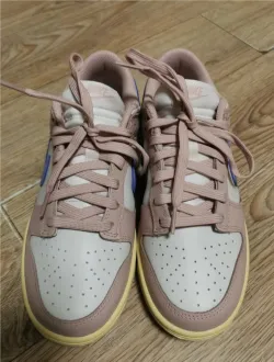 LF Nike Dunk Low Pink Oxford review Bobb 02