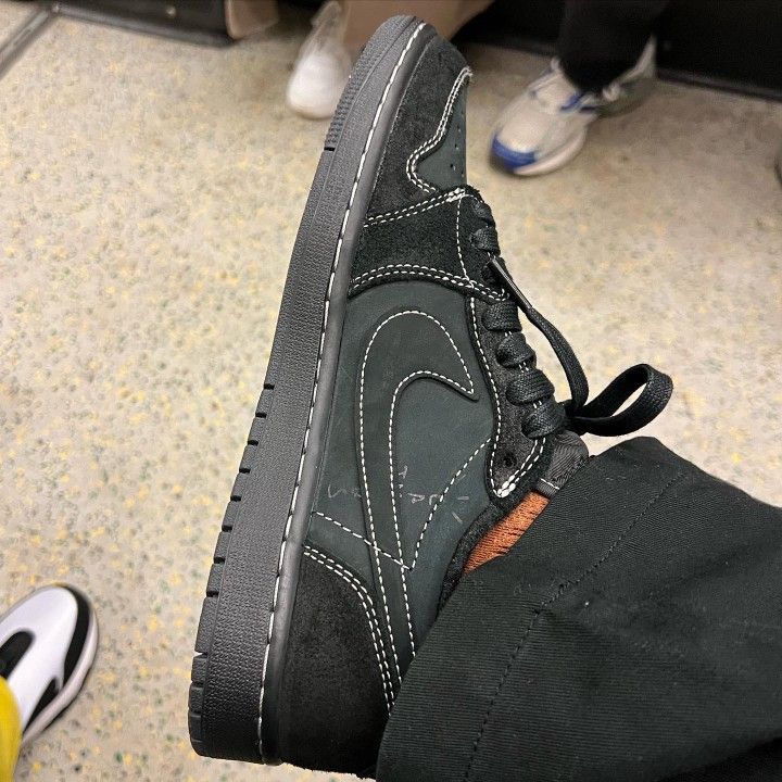  XP   Travis Scott x Air Jordan 1 Low OG SP Black Phantom review Casey 02