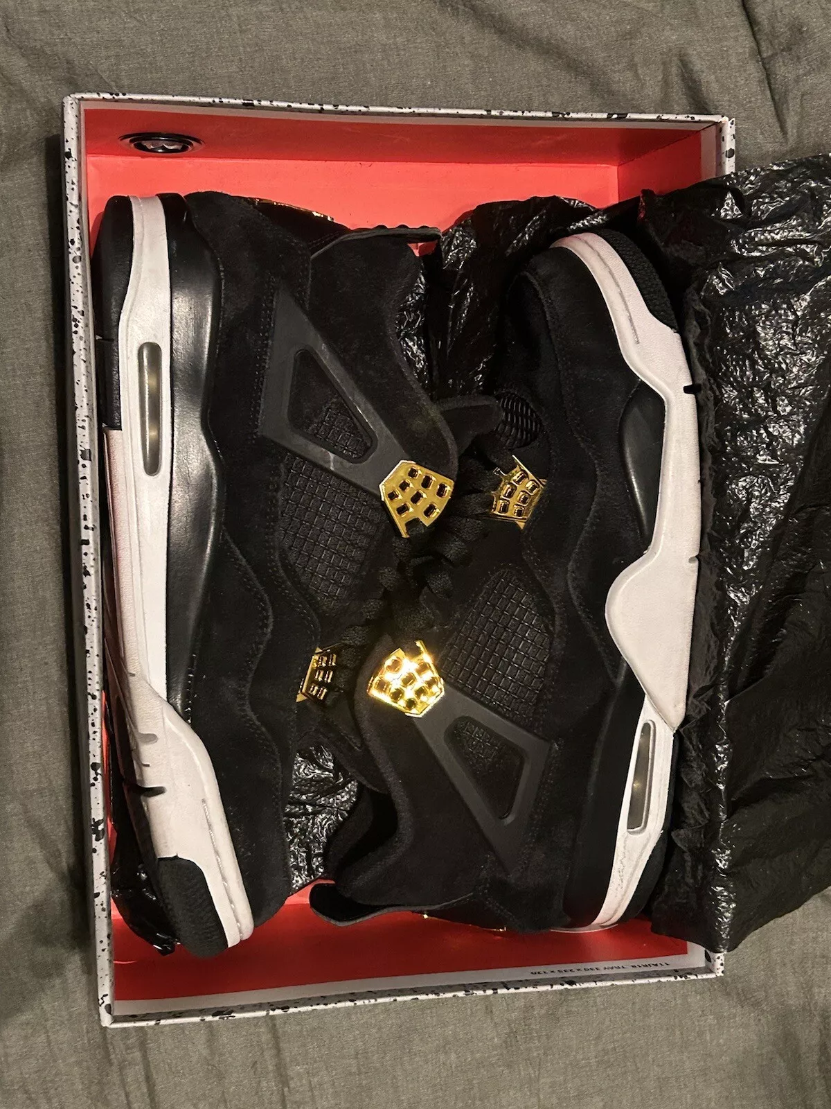 Q4 Batch Air Jordan 4 Retro “Royalty” review Thung