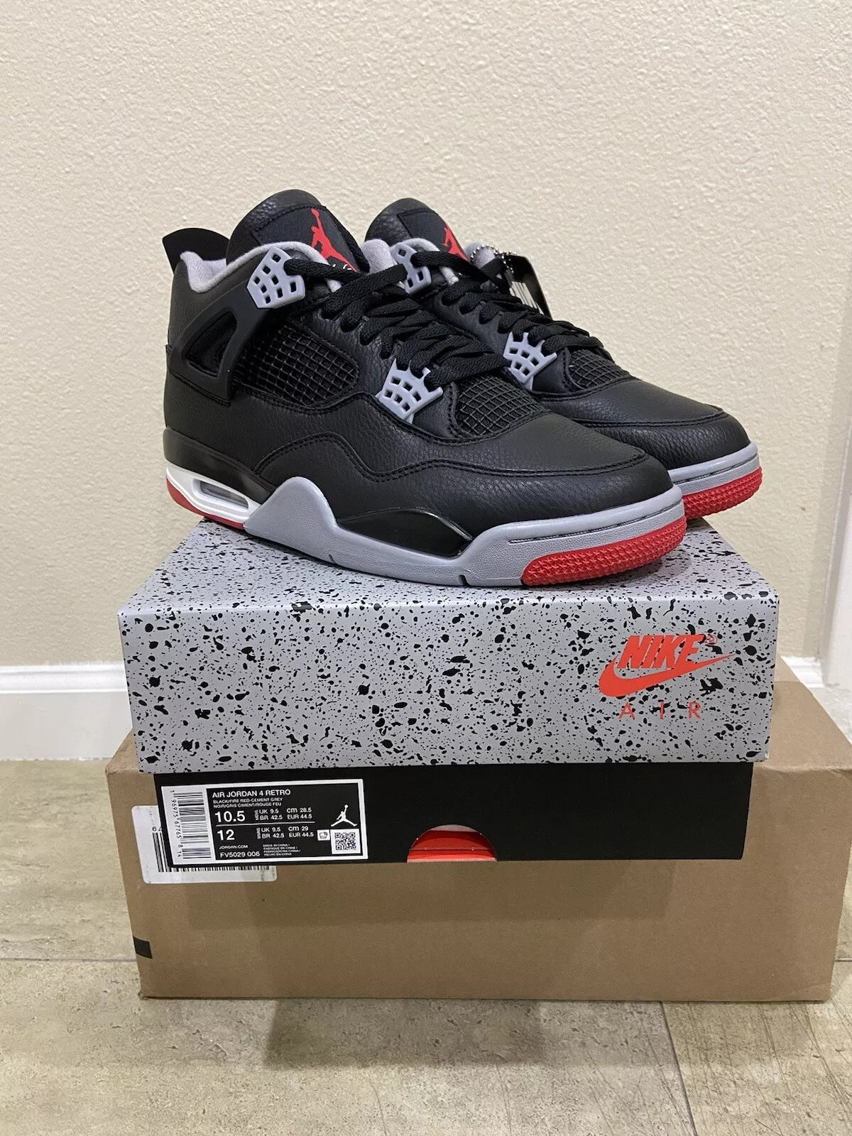 Q4 Batch  Air Jordan 4 Retro Bred review Kasseem Moultrie 01