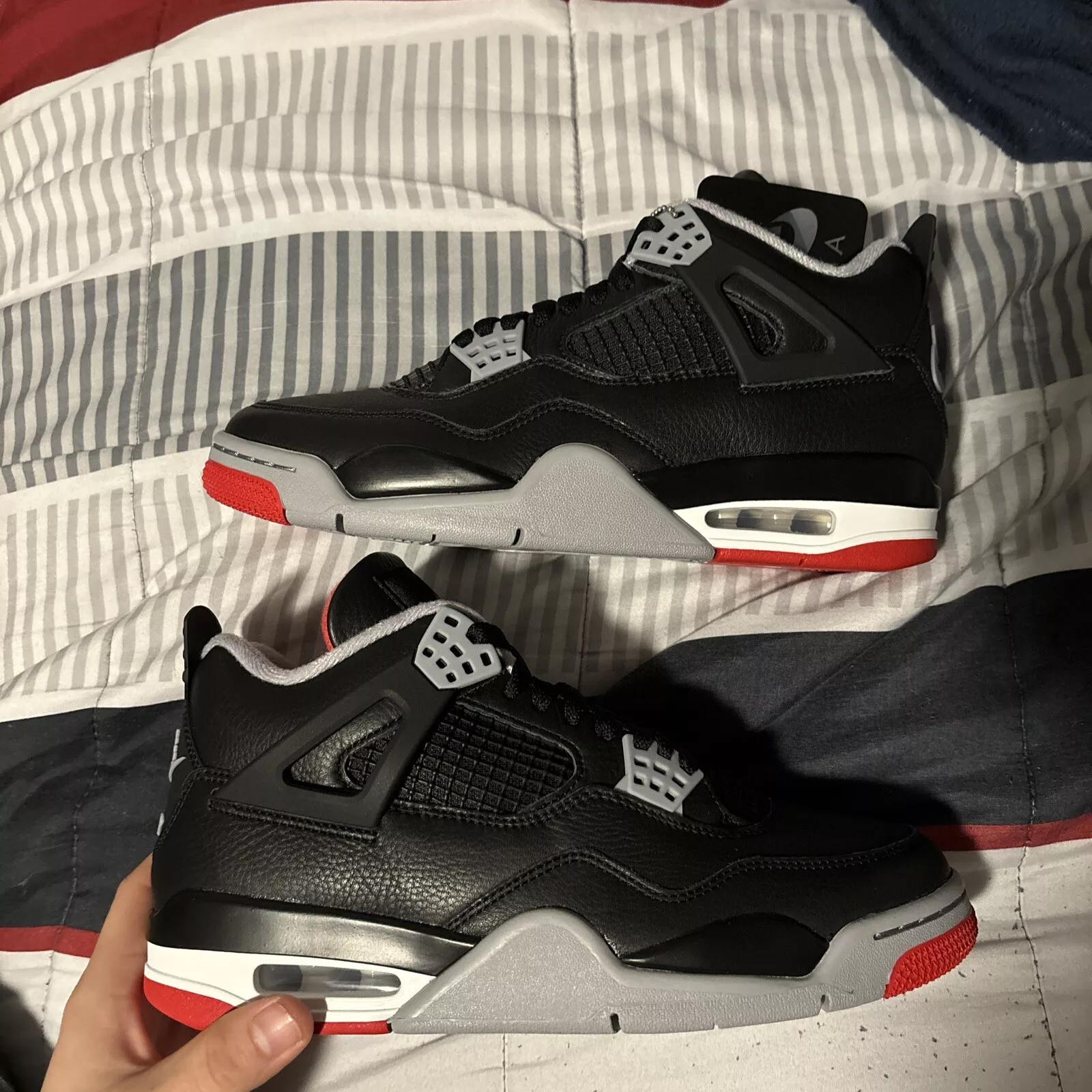 Q4 Batch  Air Jordan 4 Retro Bred review Malik 01
