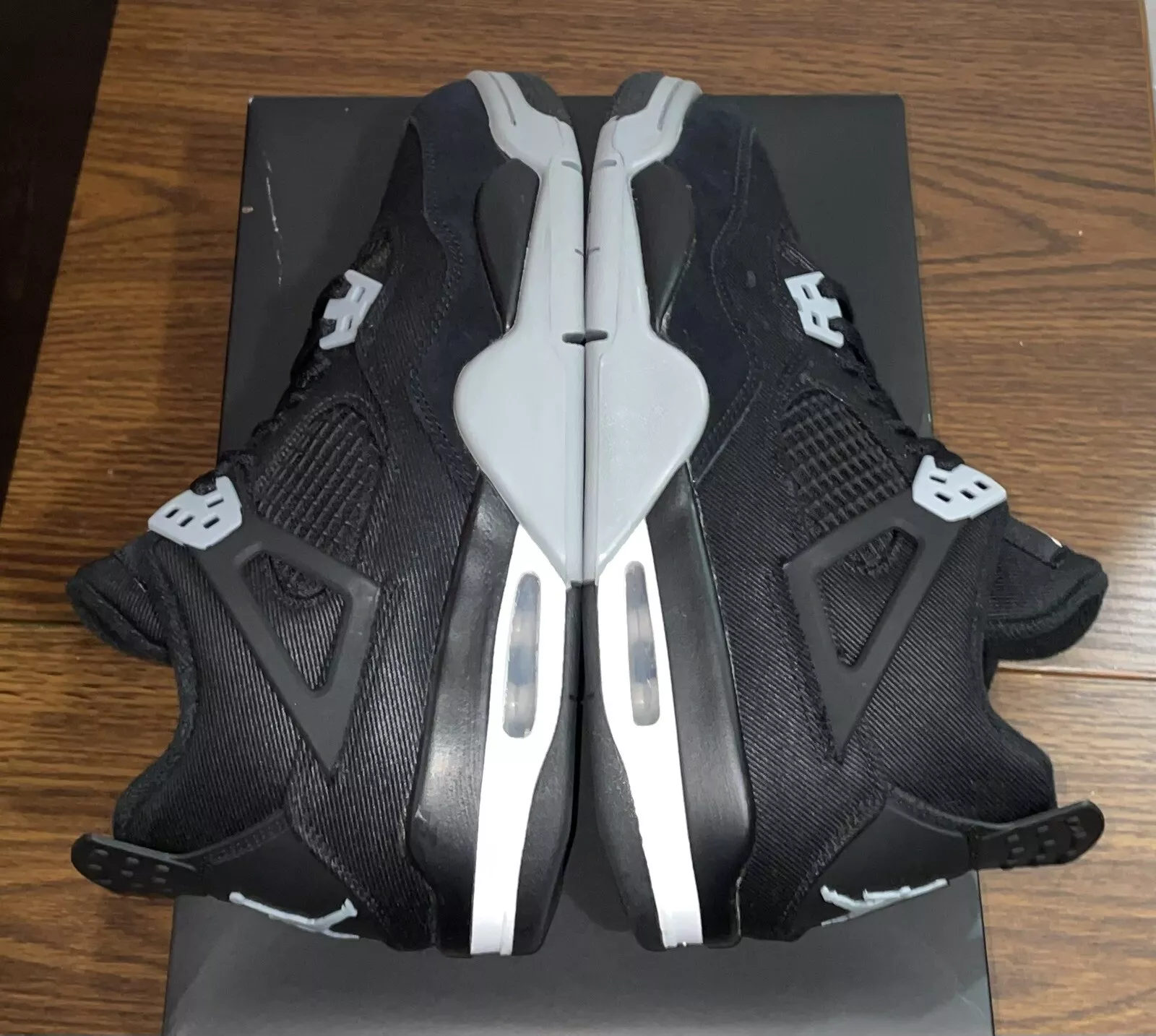Q4 Batch  Air Jordan 4 Retro Black Canvas review Chandra 01