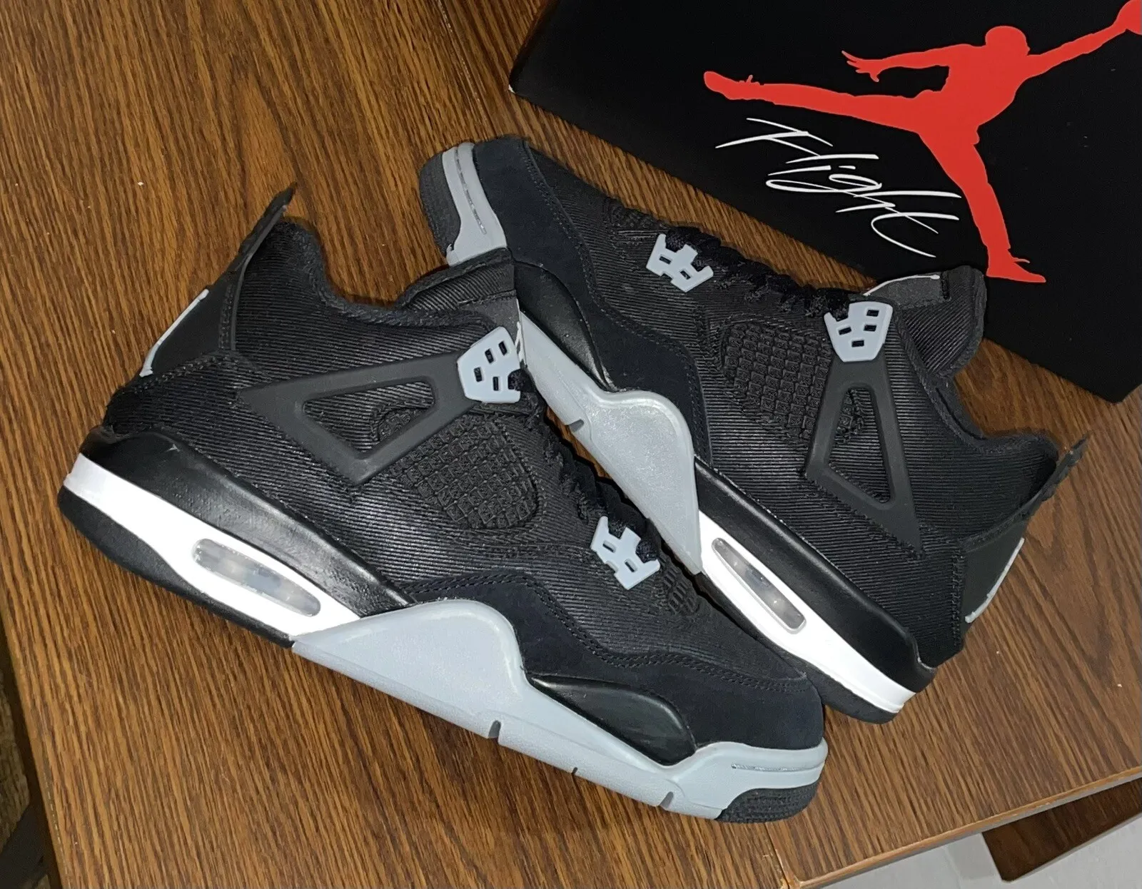 Q4 Batch  Air Jordan 4 Retro Black Canvas review Chandra 02