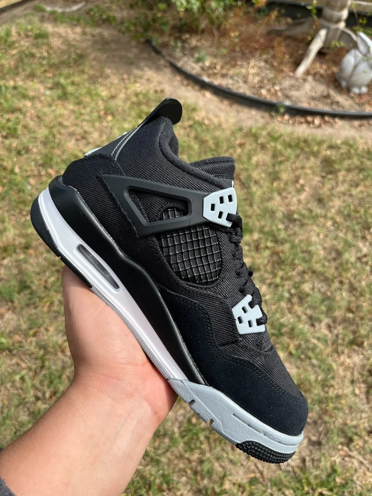 Q4 Batch  Air Jordan 4 Retro Black Canvas review Xiomara 01