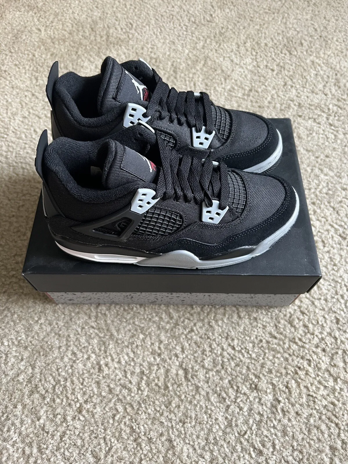 Q4 Batch  Air Jordan 4 Retro Black Canvas review Noemi Castillo