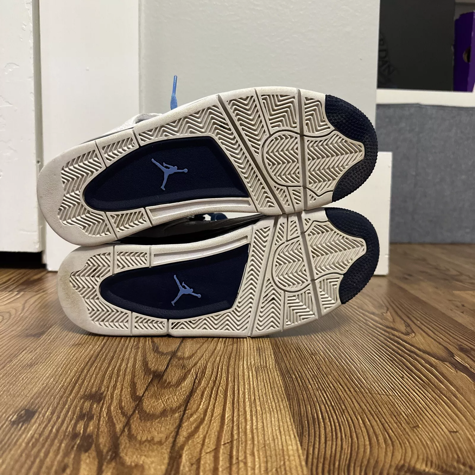 Q4 Batch Air Jordan 4 Retro LS Legend Blue review Luisa lopez 02