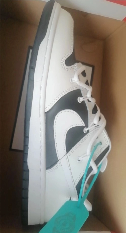 LF Nike Dunk Low Sail Panda SplCing review 