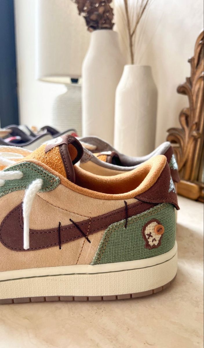 DB Zion Williamson x Air Jordan 1 Low OG “Voodoo” review Frank 01