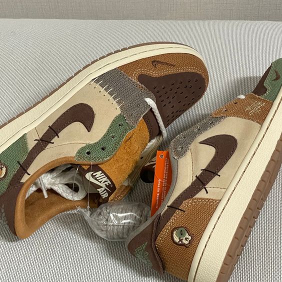 DB Zion Williamson x Air Jordan 1 Low OG “Voodoo” review Frank 02