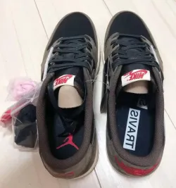 DB Travis Scott x Air Jordan 1 Low OG SP-T review Liam 03