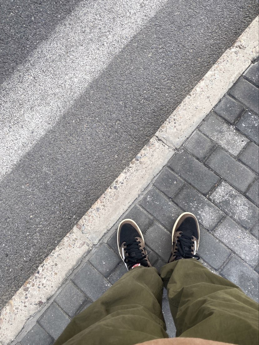 DB Travis Scott x Air Jordan 1 Low OG SP-T review Quincy 01