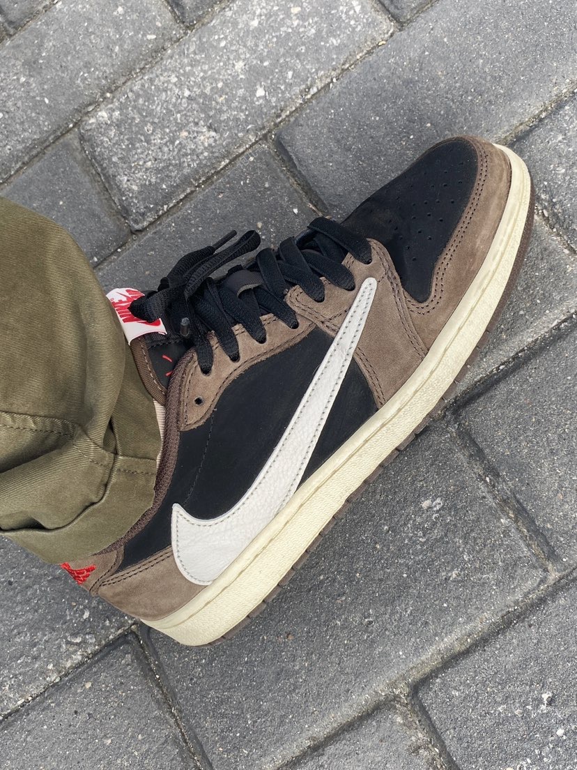 DB Travis Scott x Air Jordan 1 Low OG SP-T review Quincy 05