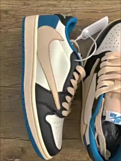 DB  Travis Scott x Fragment Design x Air Jordan 1 Low review Xavier 02