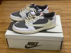 DB Travis Scott x Air Jordan 1 Low OG Reverse Mocha review Kara 02