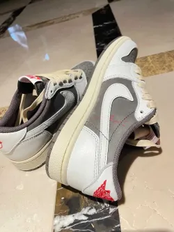 DB Travis Scott x Air Jordan 1 Low OG Reverse Mocha review Nate 03