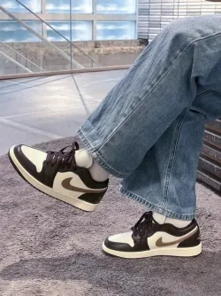 DB Travis Scott x Air Jordan 1 Low Dark Mocha review Yolanda