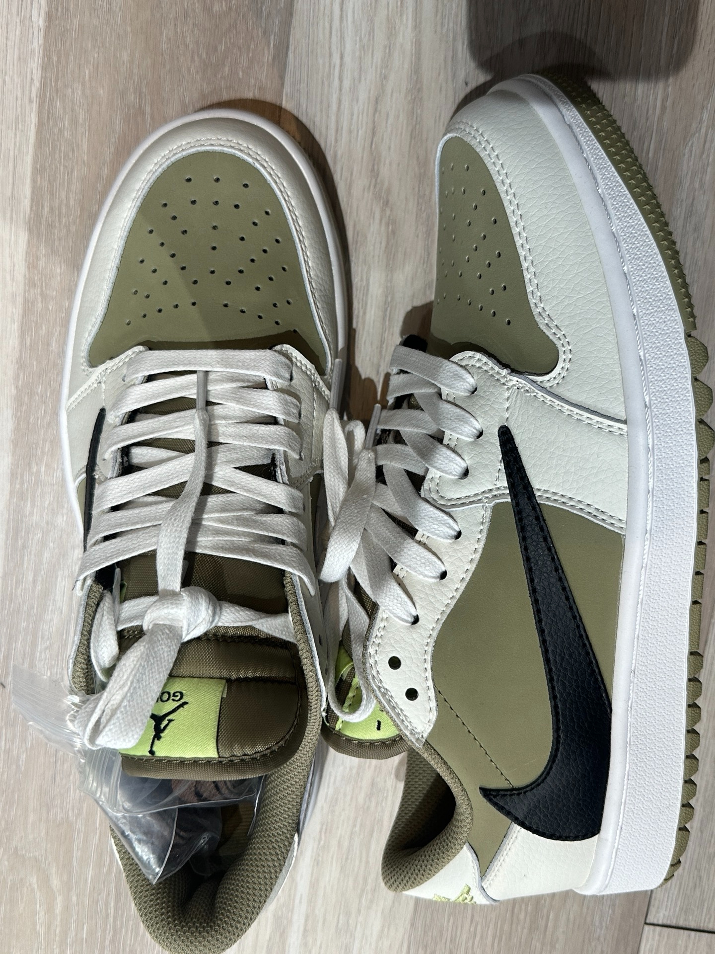 STOS Air Jordan 1 Low Travis Scott x Air Jordan 1 Low Golf “Olive” review Elise 02