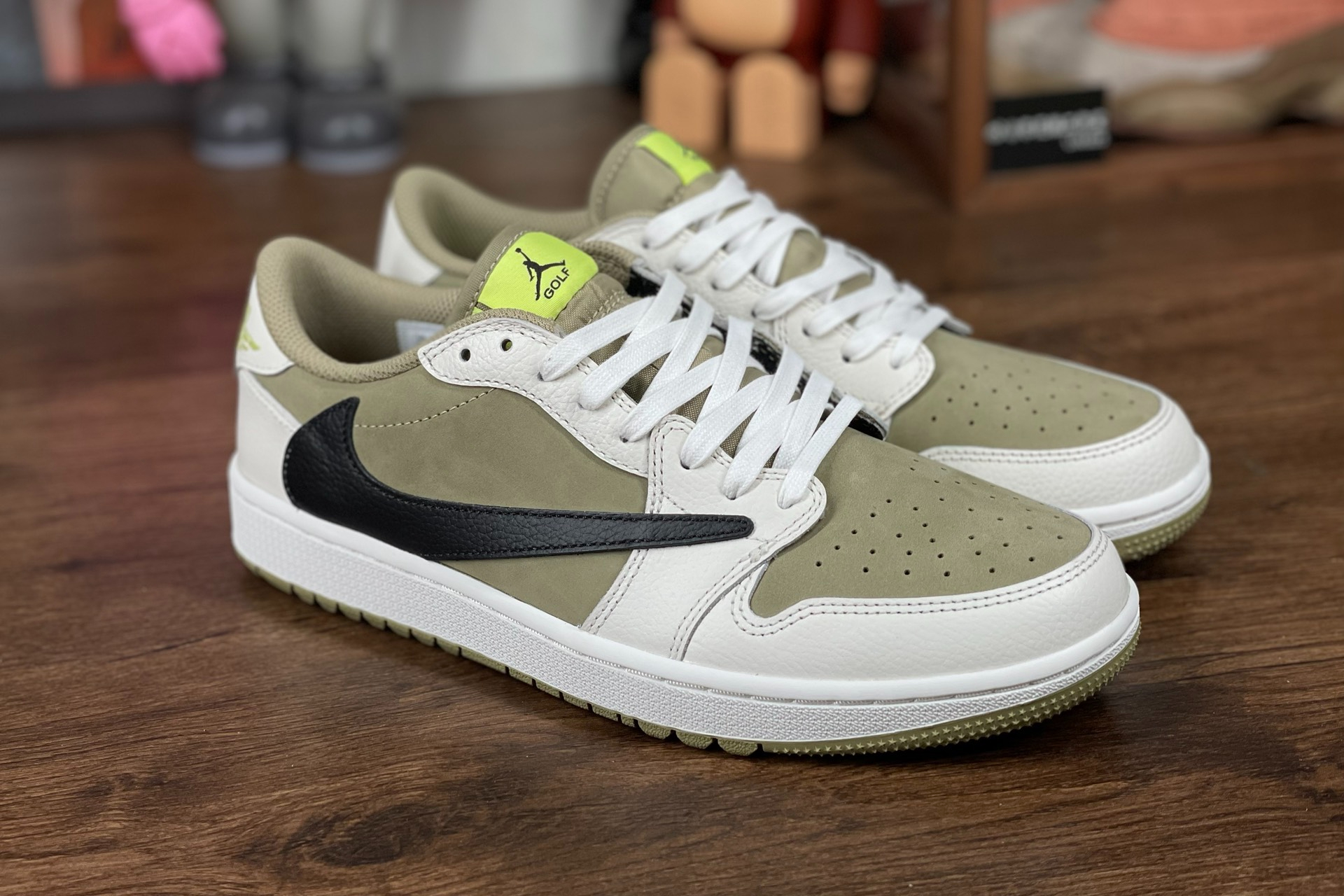 STOS Air Jordan 1 Low Travis Scott x Air Jordan 1 Low Golf “Olive” review Liam 03