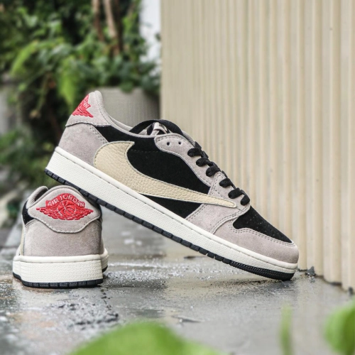 PRO  Travis Scott x Air Jordan 1 Low White Grey Low Gang review 