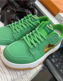 LF Nike SB Dunk Low St. Patrick’s Day review poppyaand