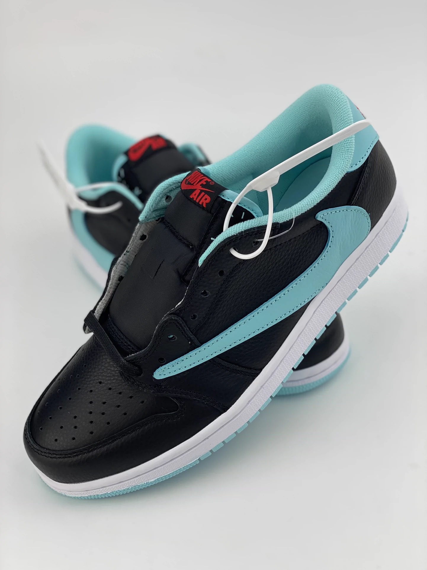  PRO Travis Scott x Air Jordan 1 Low Bang Black Blue review Sam