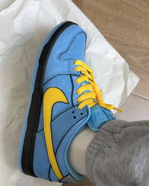 SX The Powerpuff Girls x Nike SB Dunk Low “Bubbles” review 