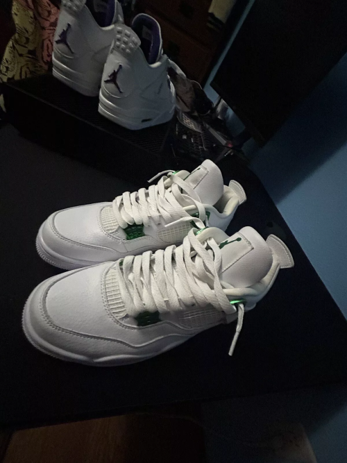 Q4 Batch Air Jordan 4 Retro “Metallic Green” review 