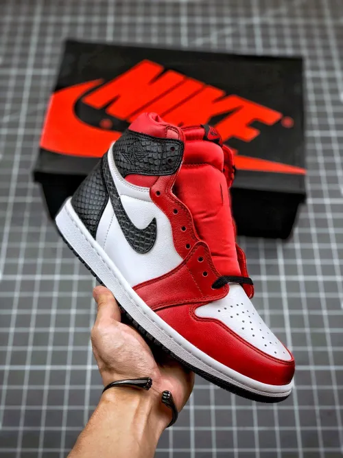  PRO Air Jordan 1 Satin Snakeskin review 