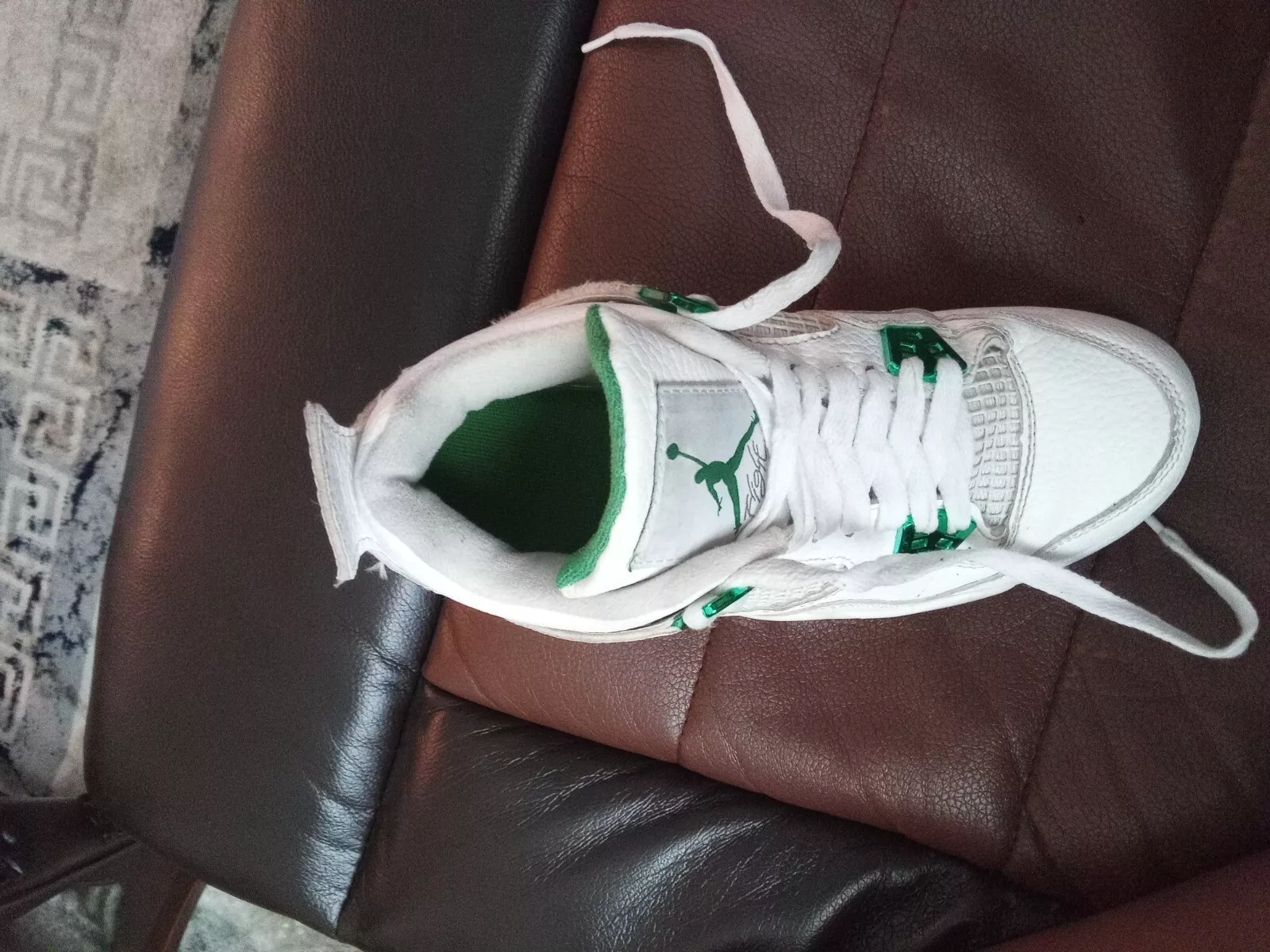 Q4 Batch Air Jordan 4 Retro “Metallic Green” review Linden