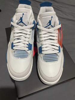 Q4 Batch  Air Jordan 4 Retro Military Blue review Cassie