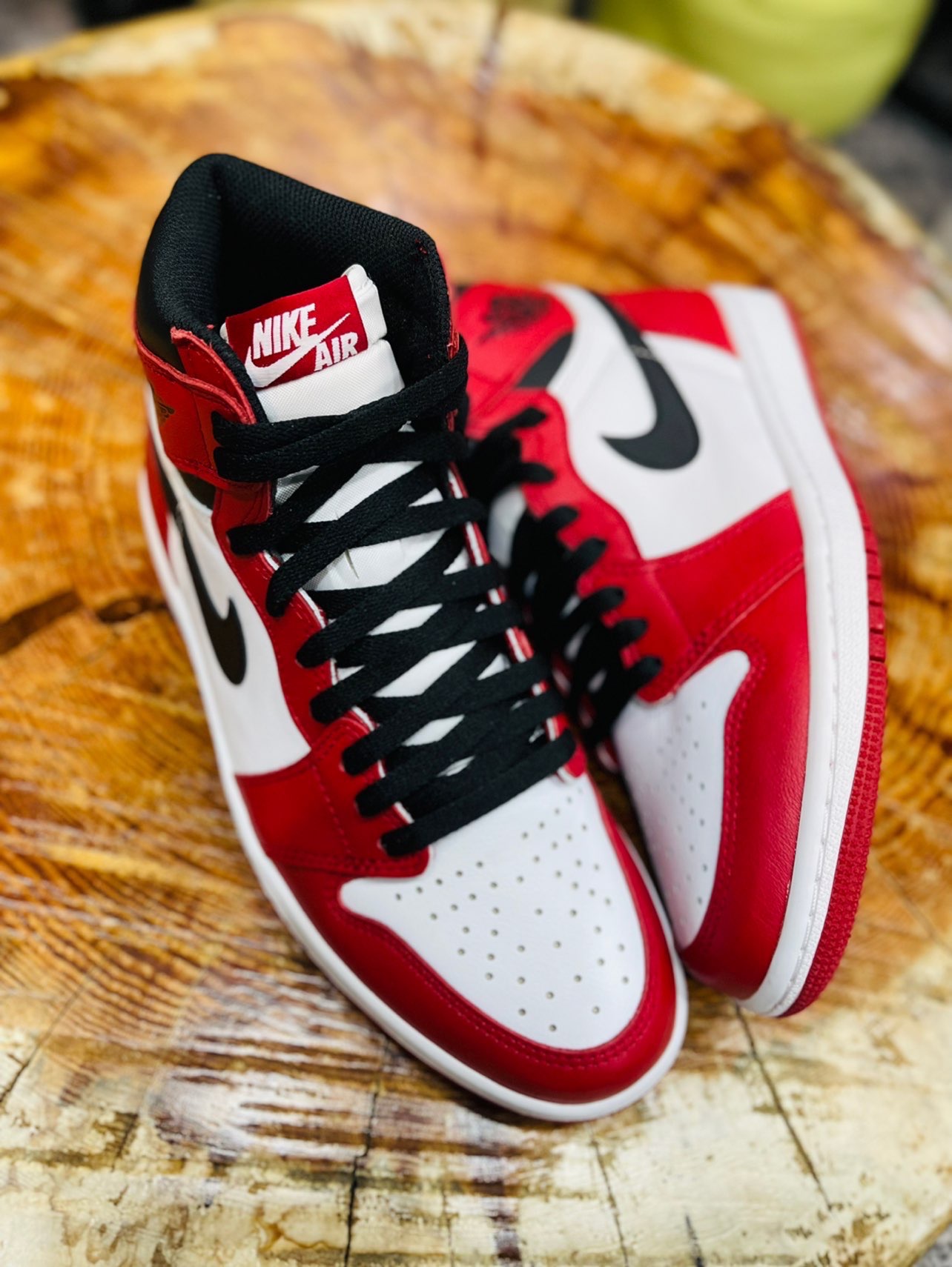 PRO  Air Jordan 1 High OG Chicago review Xavier 01
