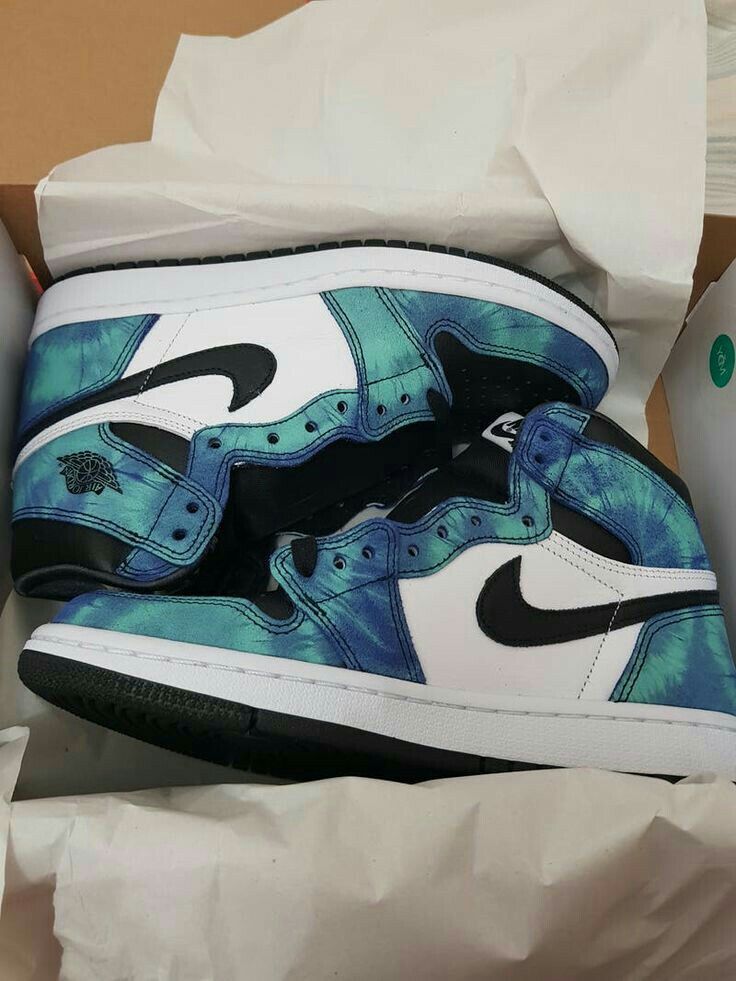 PRO Air Jordan 1“Tie-Dye” review Jasmine 01