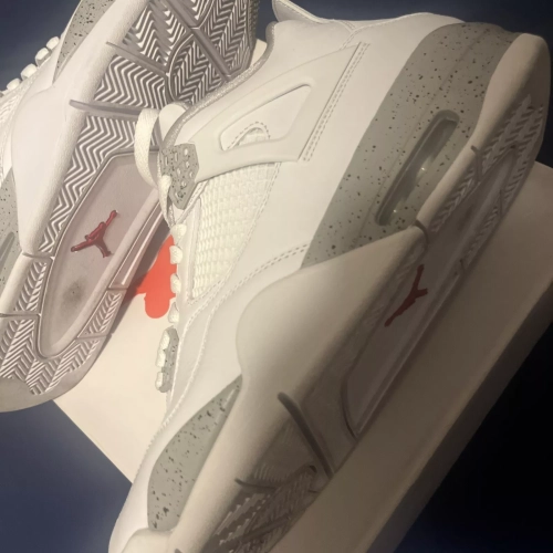 Q4 Batch  Air Jordan 4 White Oreo review 