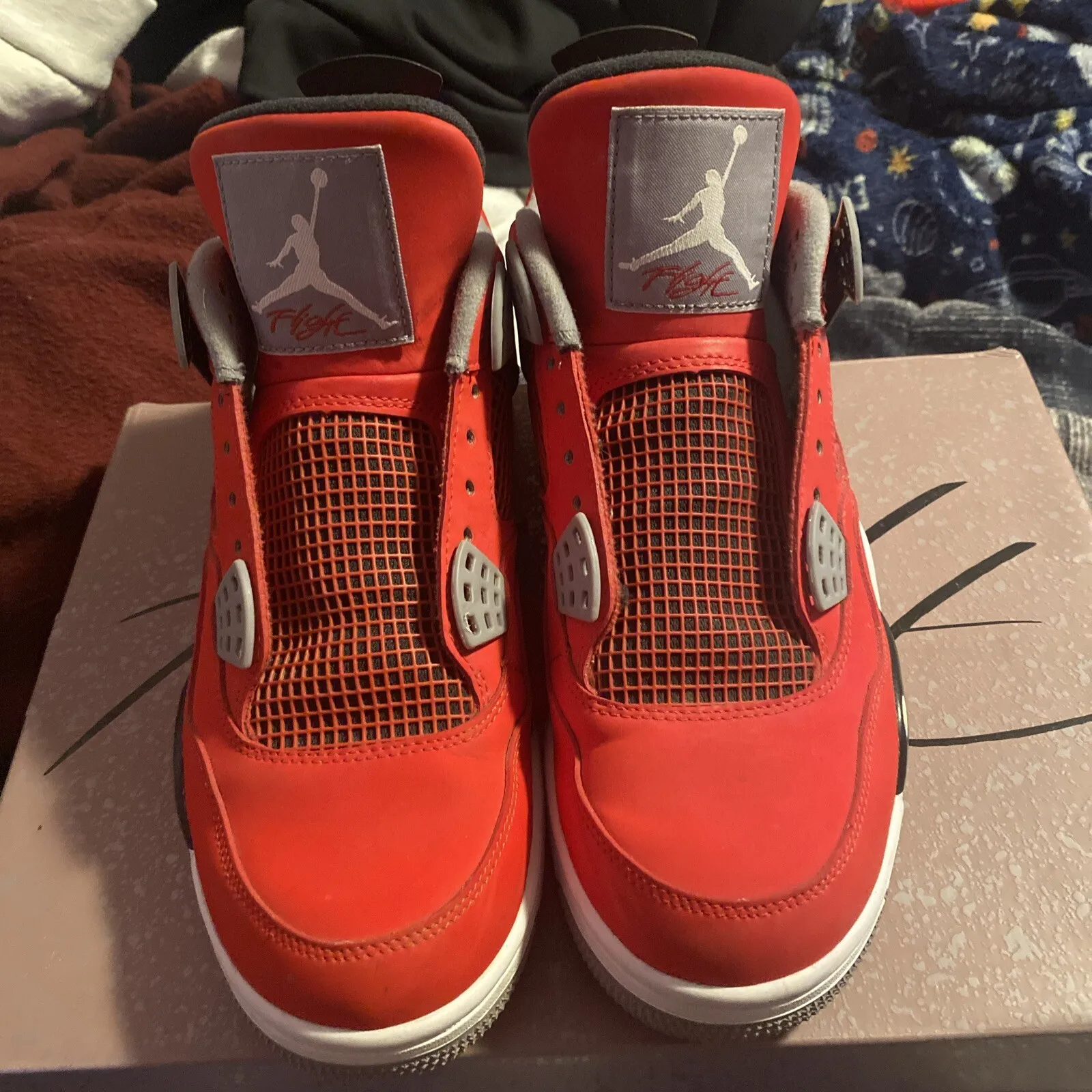 XH Batch Air Jordan 4 Retro Toro Bravo review S Thomas 02